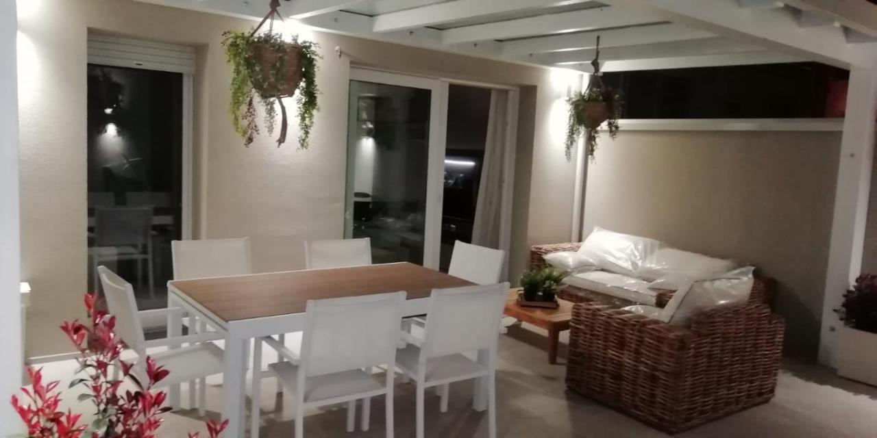 Town-Beach Home チヴィタノーヴァ・マルケ エクステリア 写真